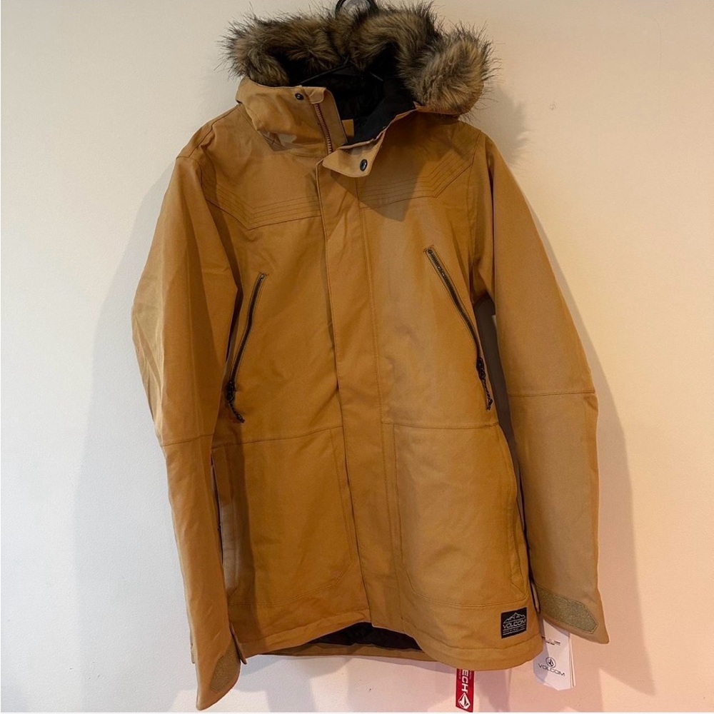 ✨NWT✨ Womens Volcom Shadow Insulated Ski/Snowboard Jacket